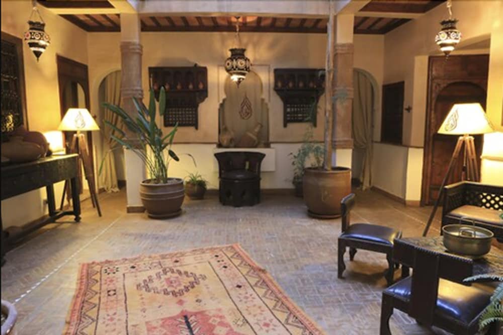 RIAD ALADDIN 51/76