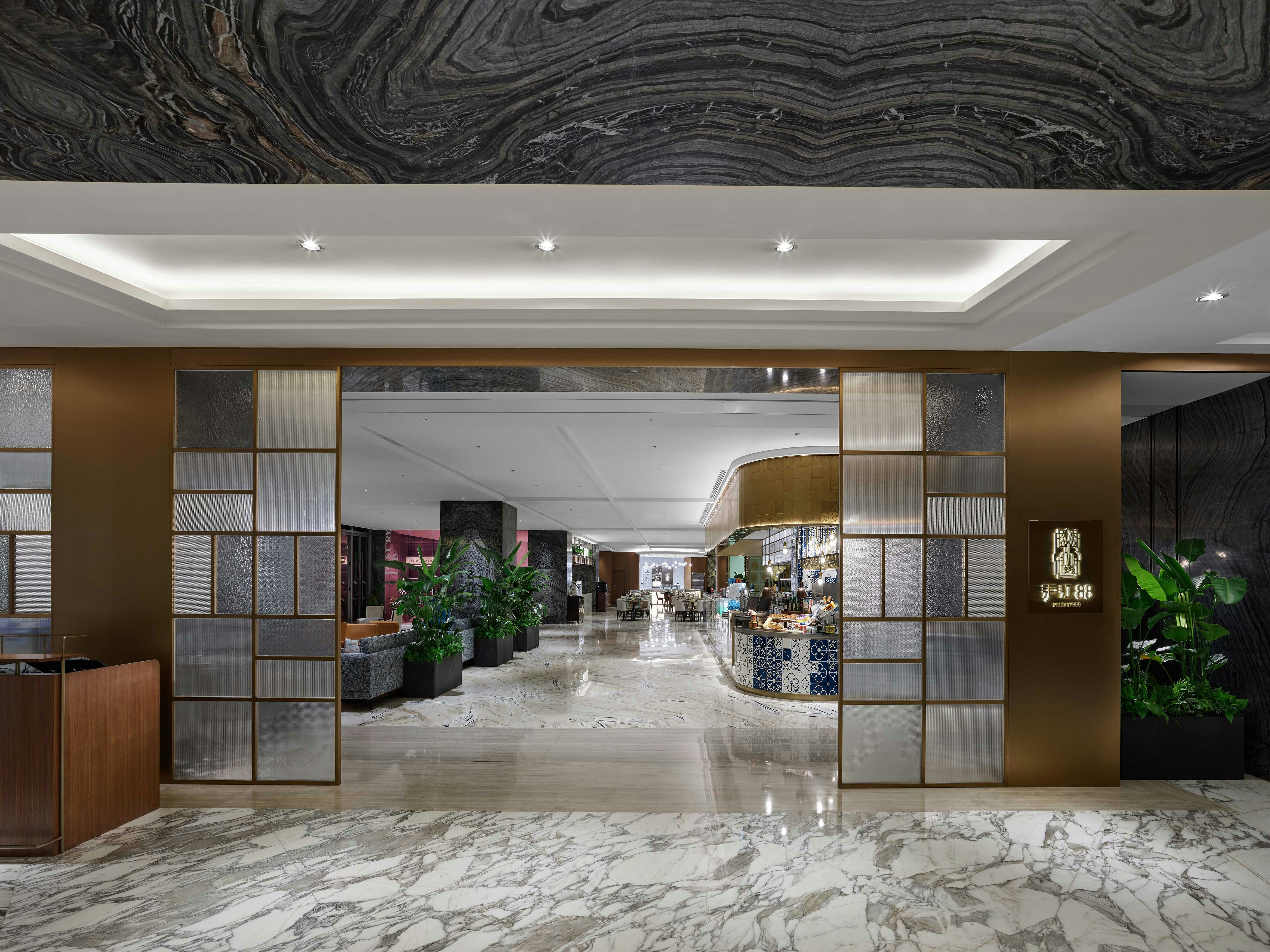 Hilton Shanghai Hongqiao Hotel 5/70