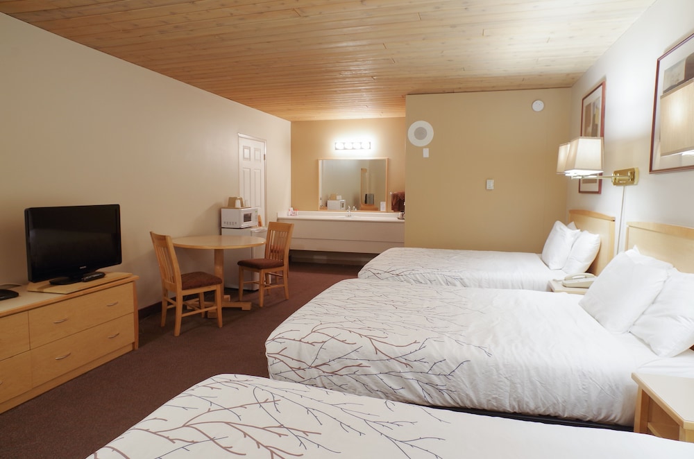 EasyStay Inn & Suites Fernie 10/37
