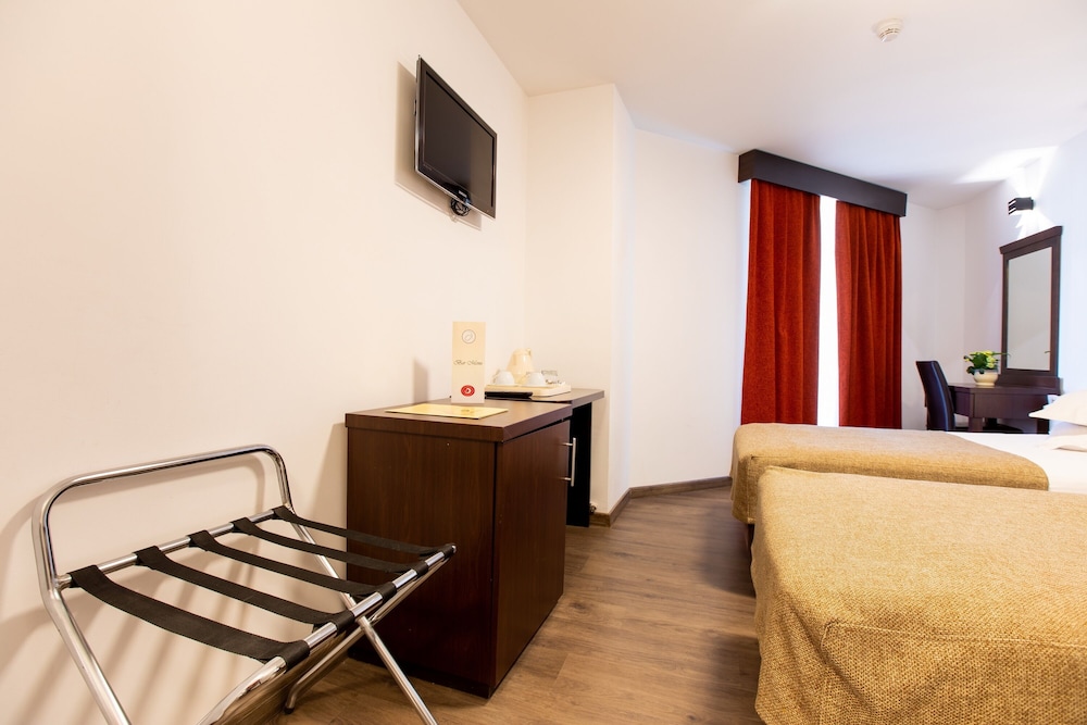 Hotel Duke Armeneasca 6/65