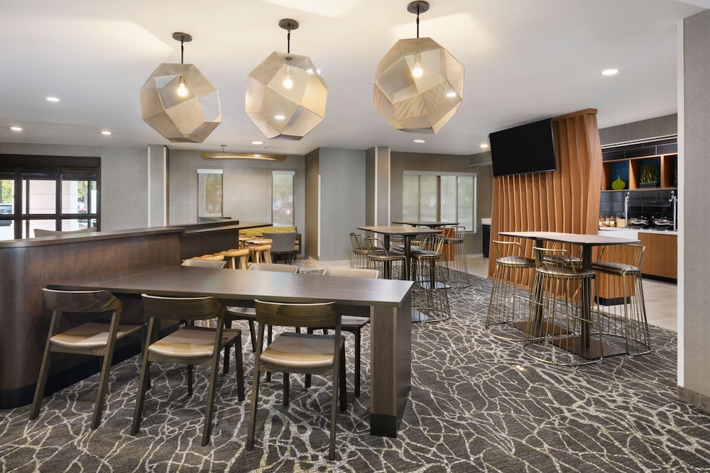 Springhill Suites Newnan 12/20