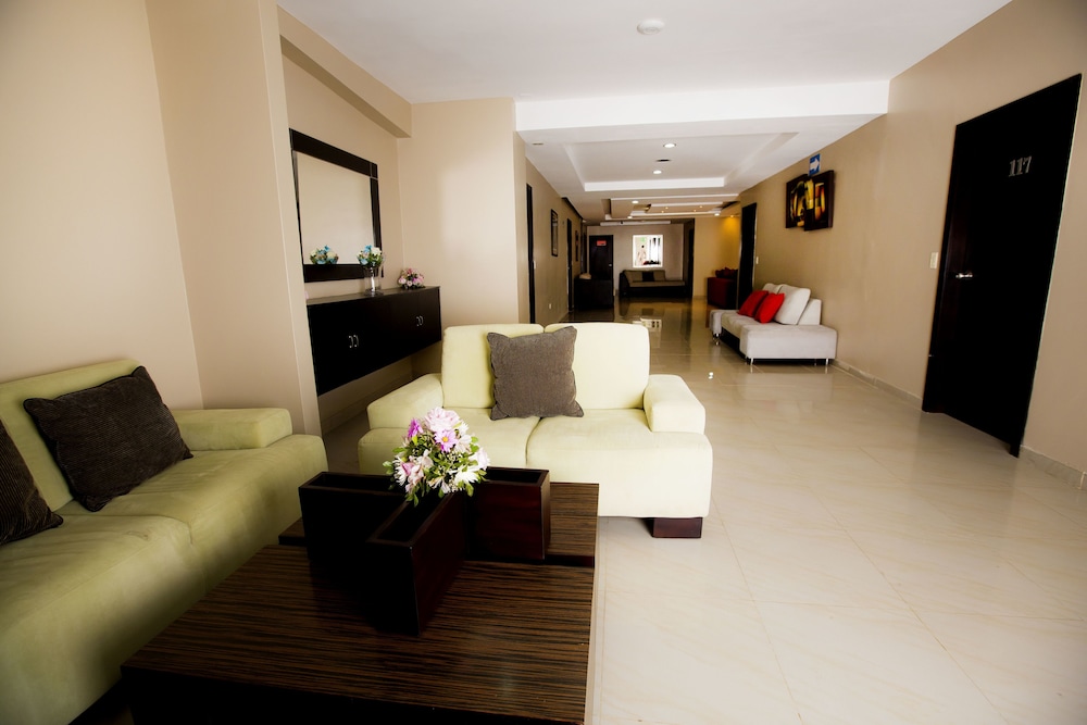 Hotel Los Almendros 16/26