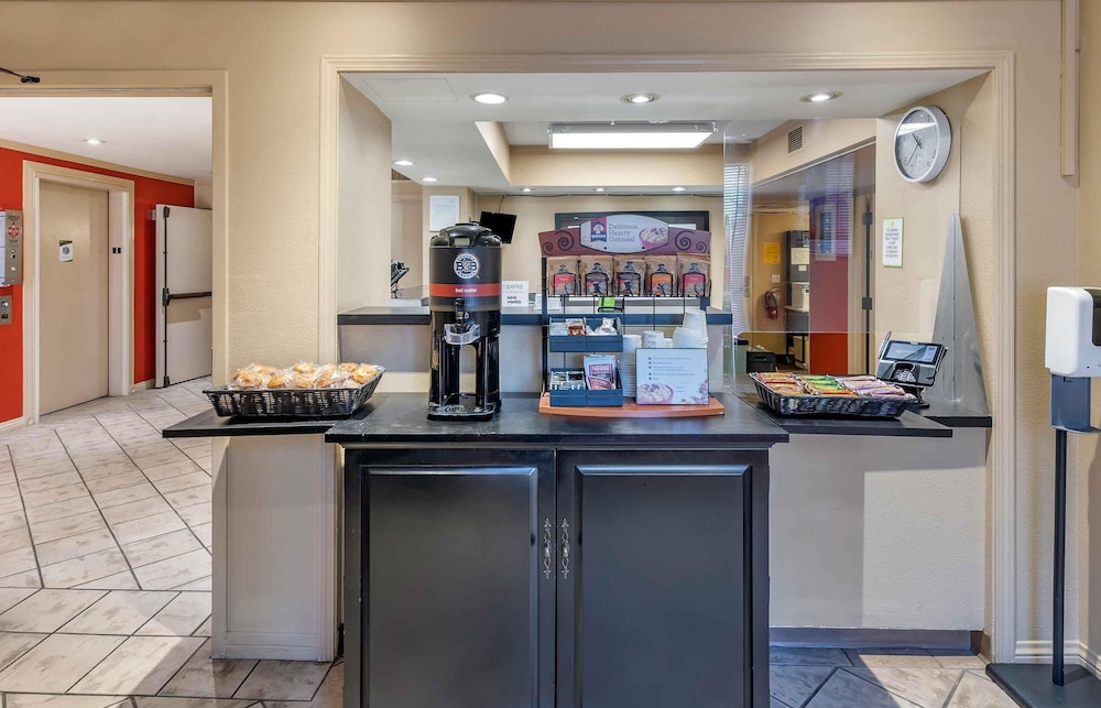 Extended Stay America San Francisco-San Carlos 12/67