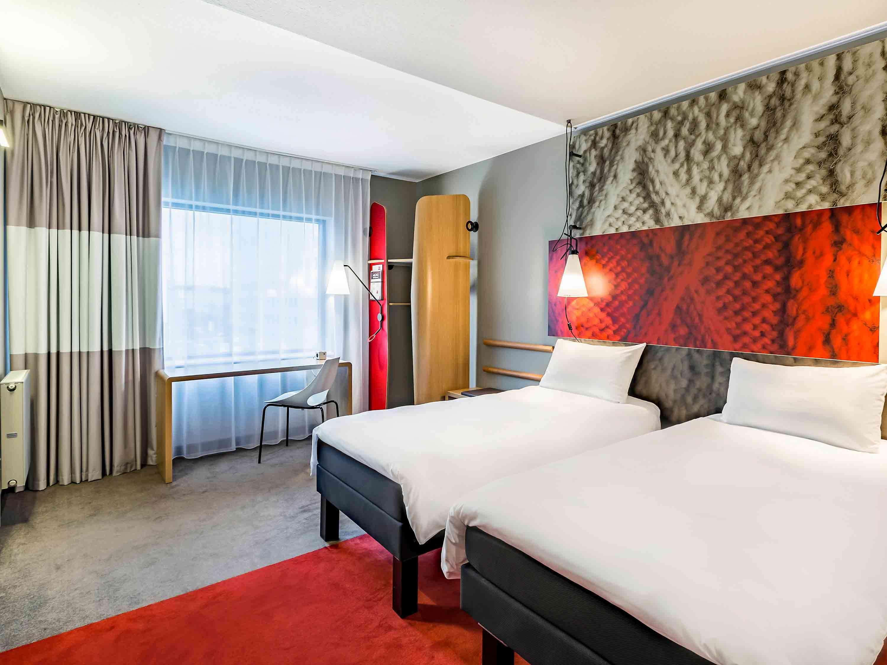SPACIOUS, TWIN BEDS