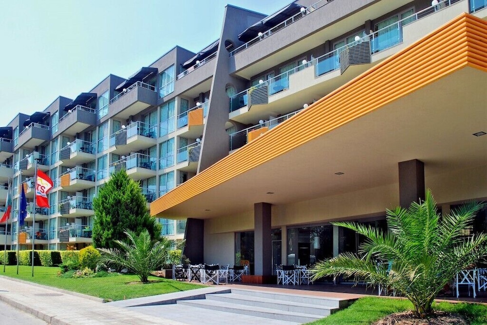 HOTEL EXCELSIOR 写真1