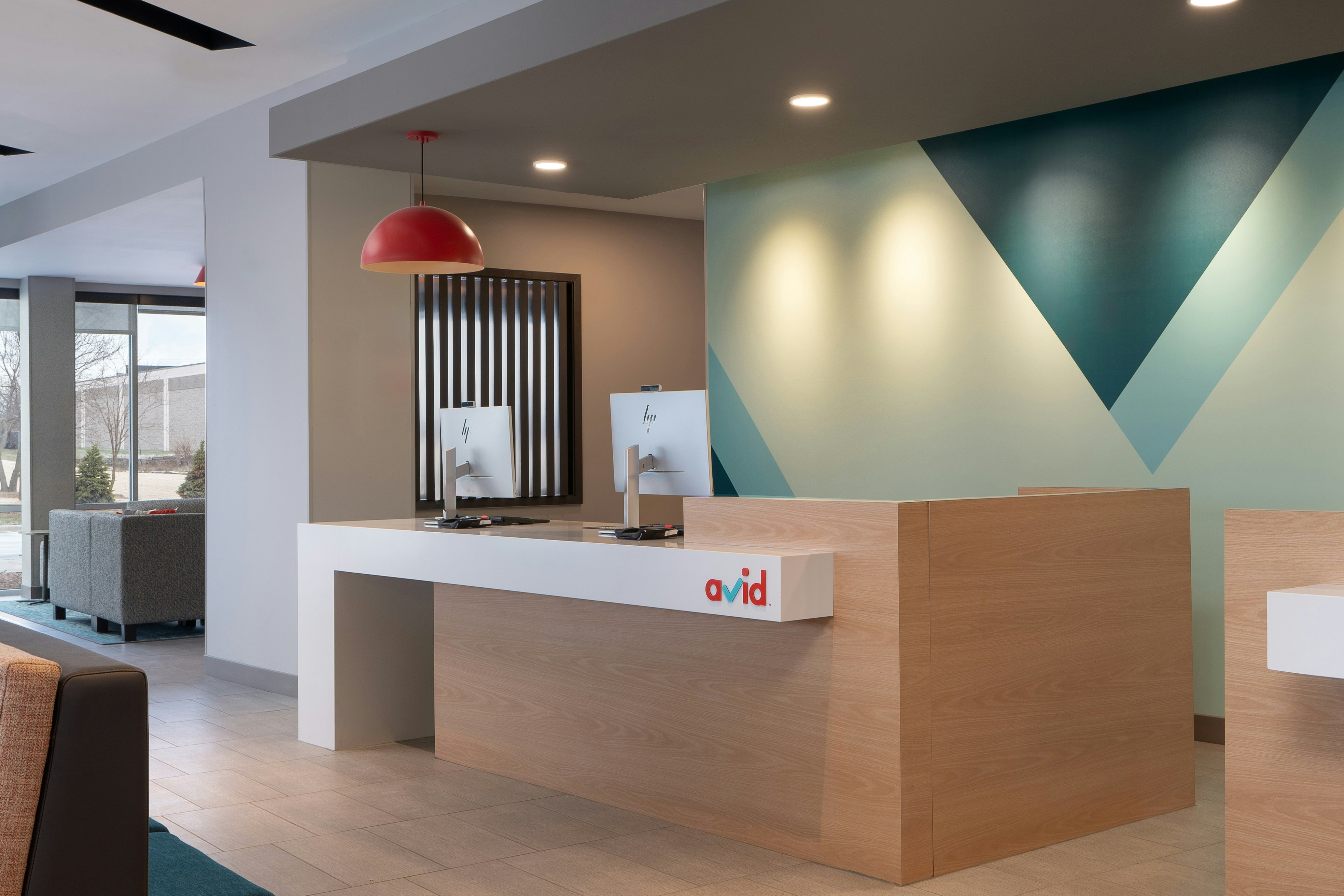avid hotel Oak Creek, an IHG Hotel 3/38