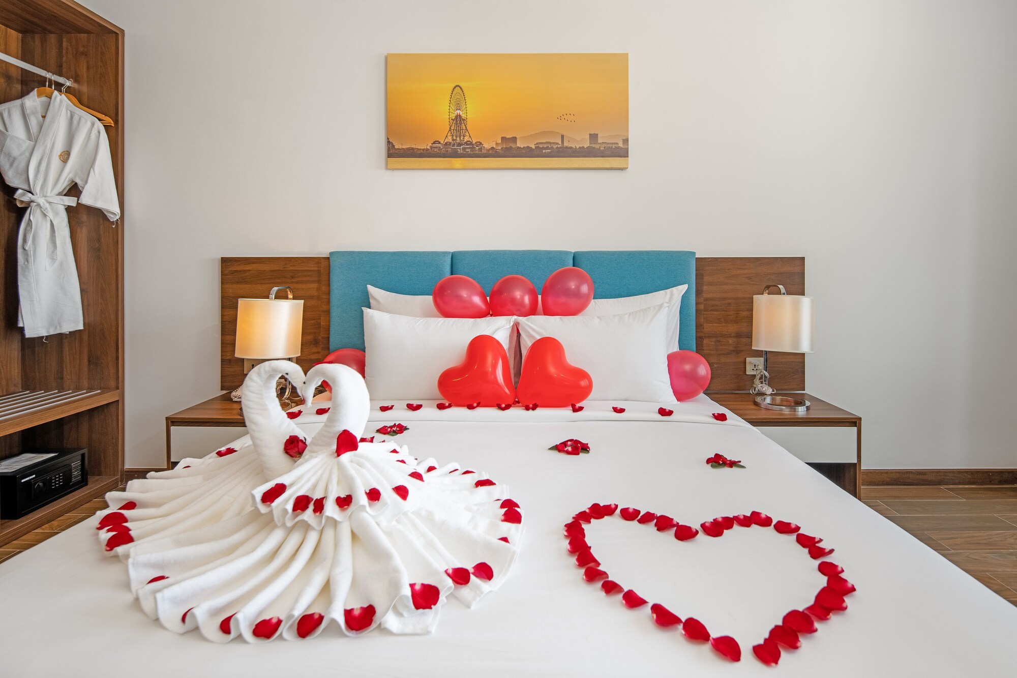 PREMIUM, DOUBLE BED, RIVER VIEW