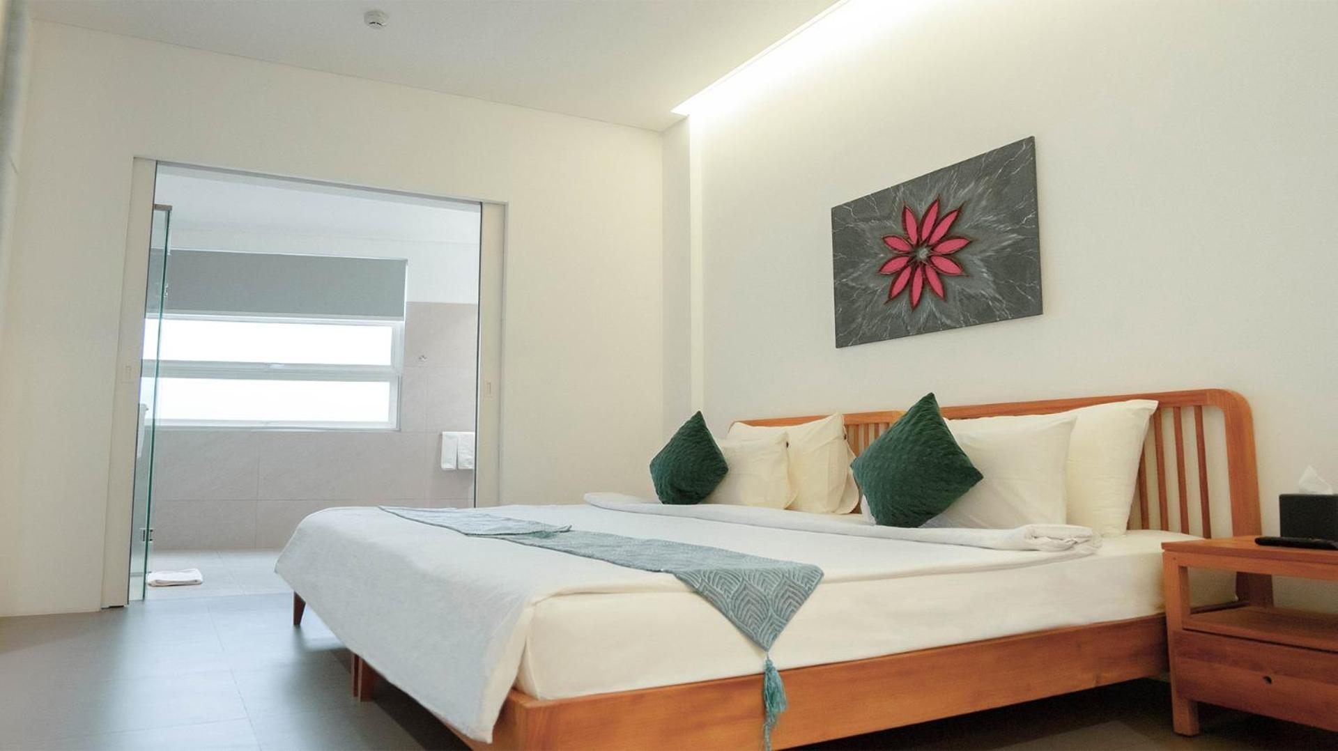K Gallery Hotel 10/50