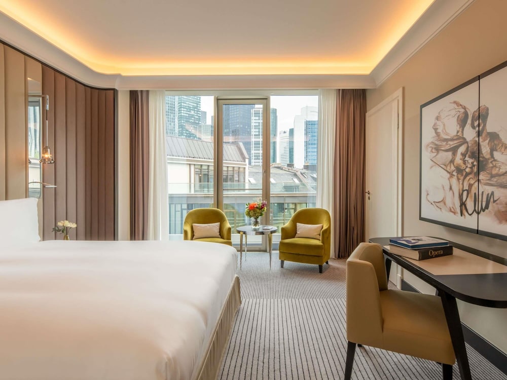 Sofitel Frankfurt Opera 22/75
