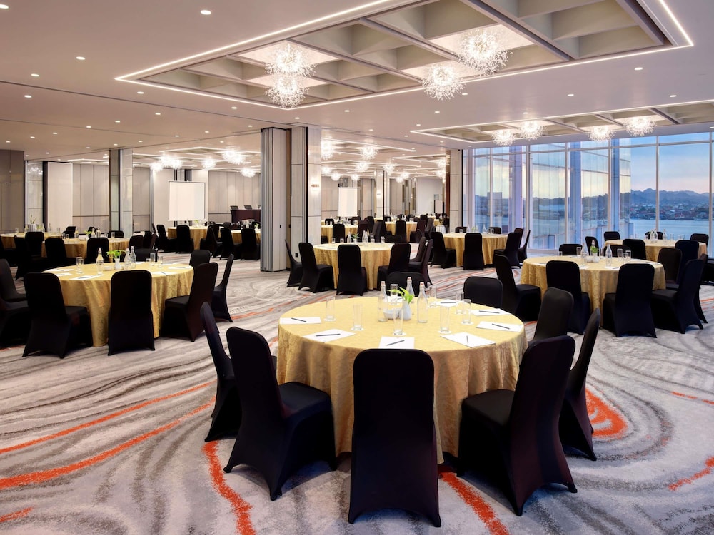 Mercure Samarinda 40/75