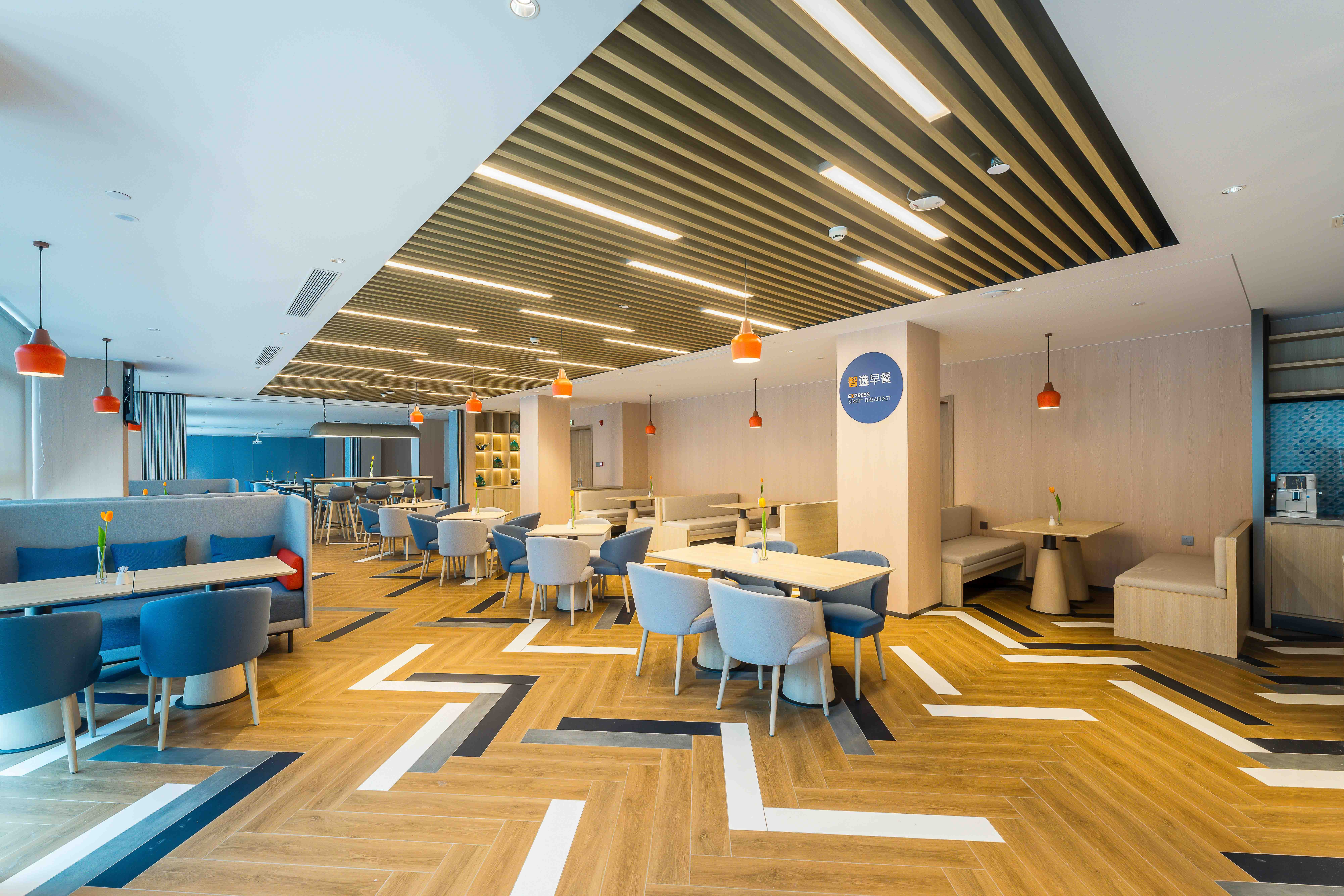 Holiday Inn Express Hangzhou Airport 21/26