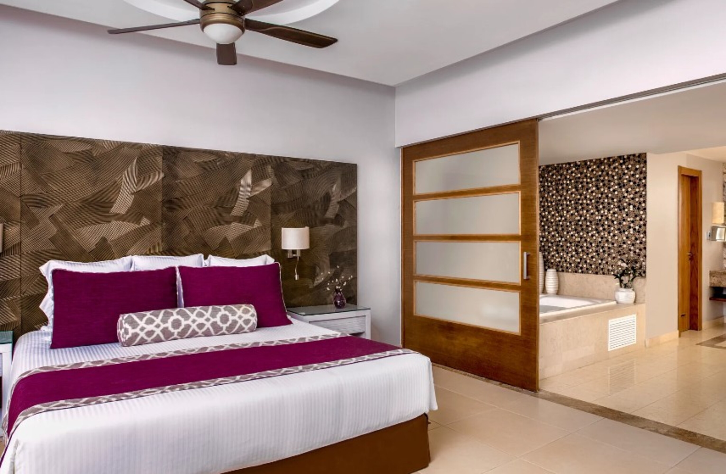 Preferred Club, Master, Suite, Ocean Front