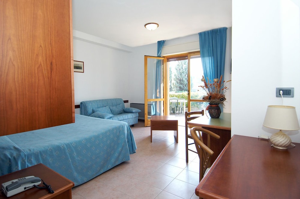 Hotel Villaggio Il Gabbiano 5/28