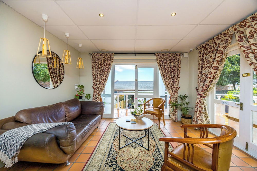 Plattekloof Premium Lodge 22/50