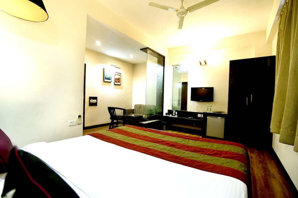 Crystal Inn Hotel 16/50