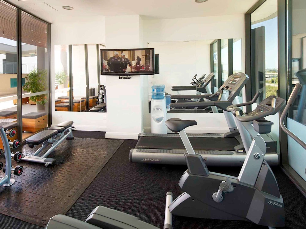 NOVOTEL BRISBANE AIRPORT 30/50