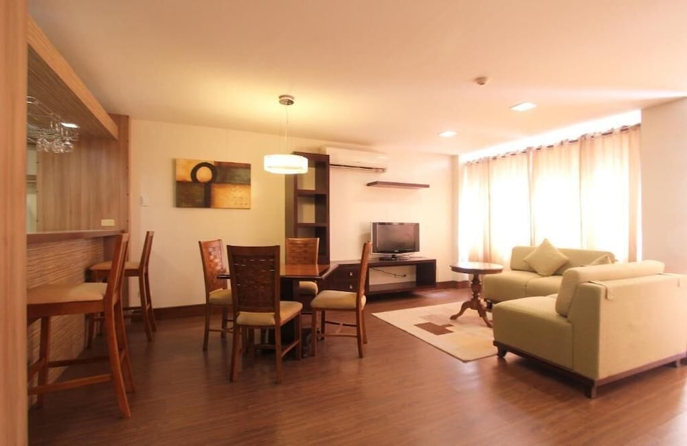 Coron Gateway Hotel Suites 27/50