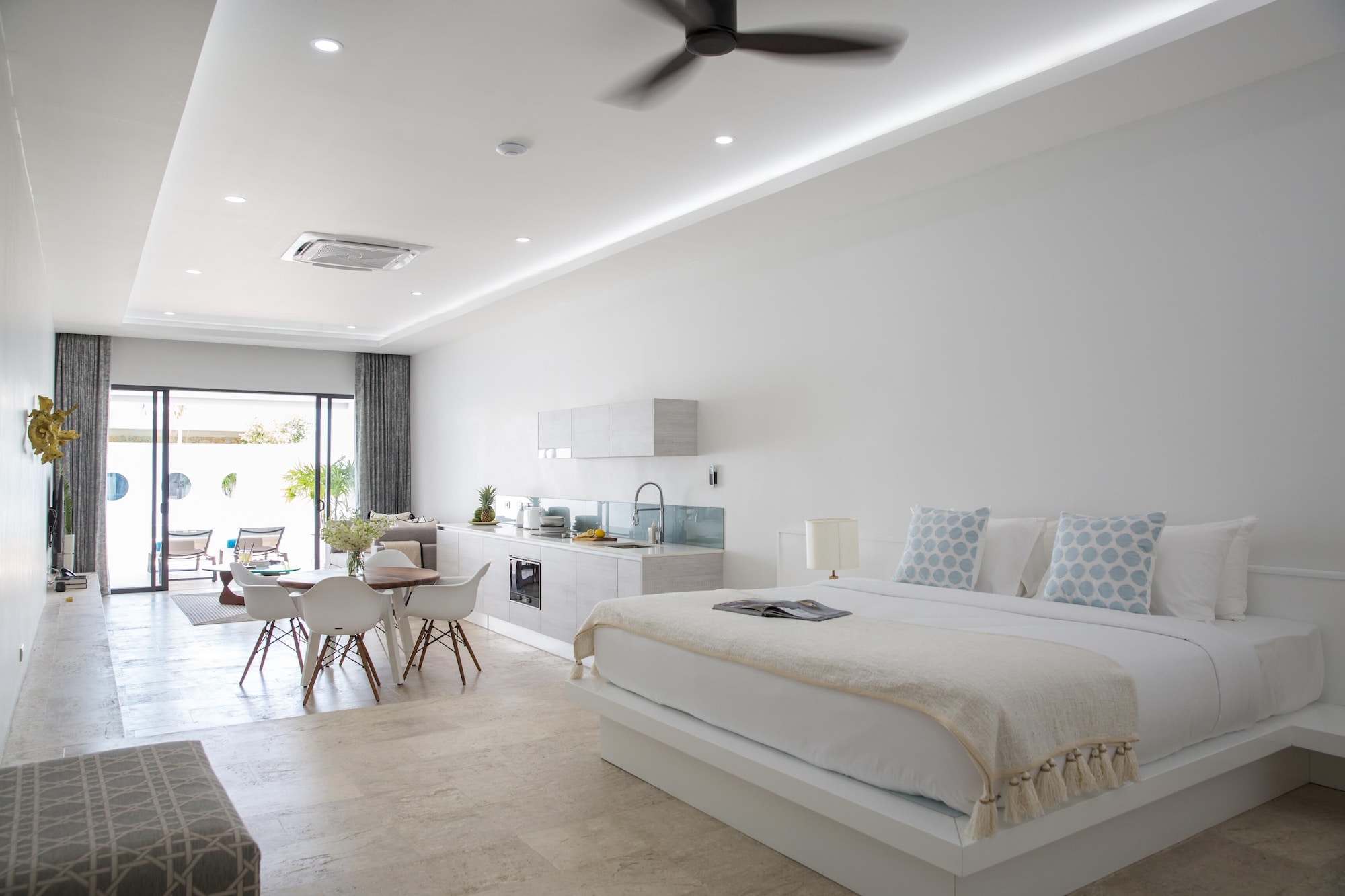 1 Bedroom, Pool, Suite, King Bed
