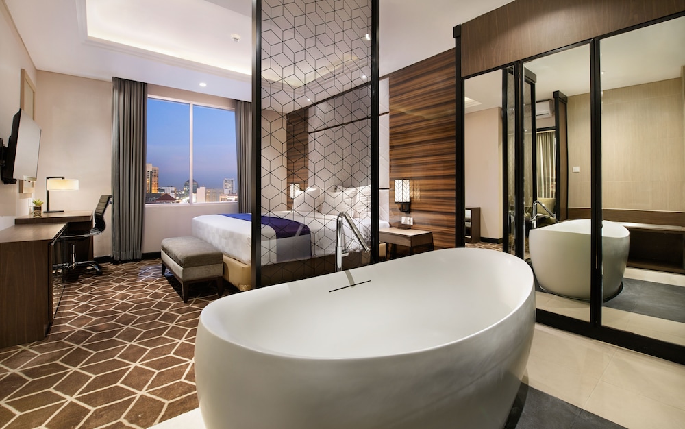 Swiss-Belinn Tunjungan Surabaya 53/54