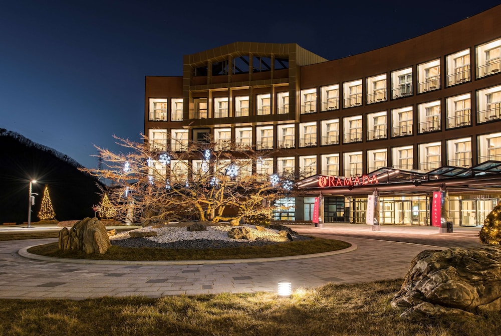 Ramada Hotel & Suites by Wyndham Gangwon Pyeongchang 63/66