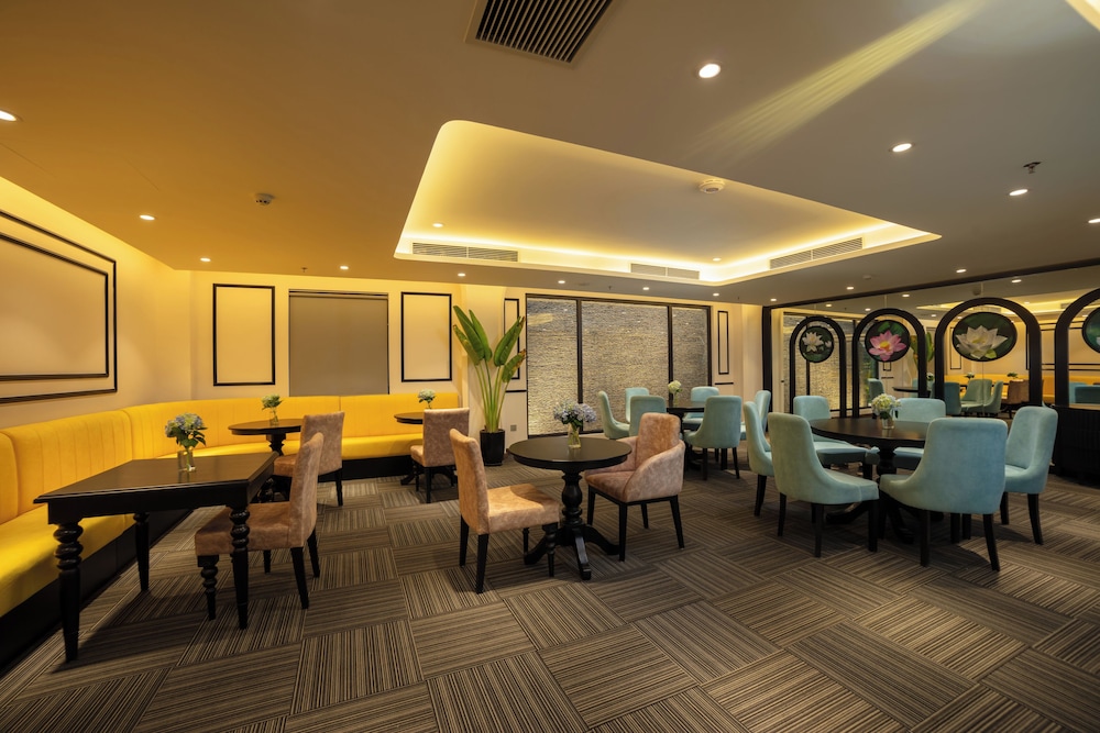 FTE Ba Dinh Hotel 32/48