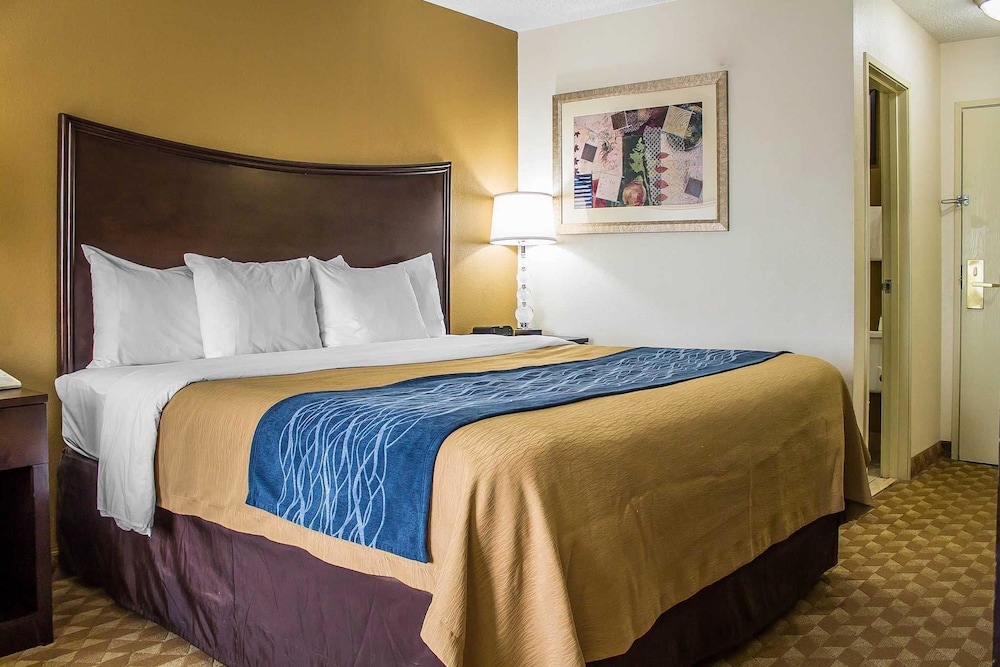 Quality Inn Marysville OH 11/30
