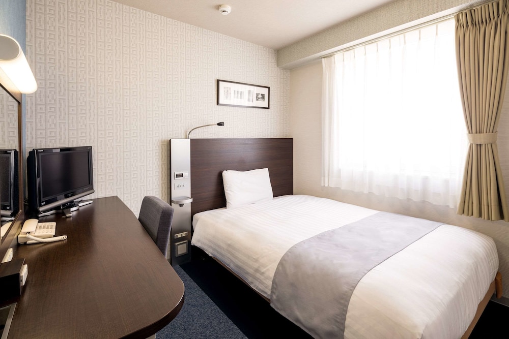 Comfort Hotel Saga 11/71