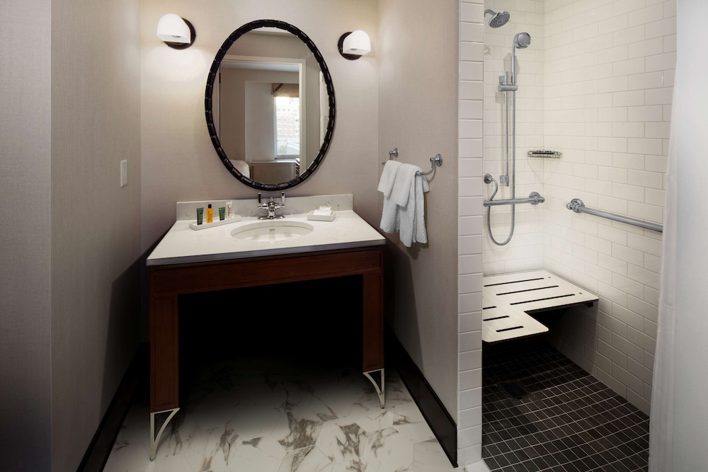 Hilton Brooklyn New York 15/66