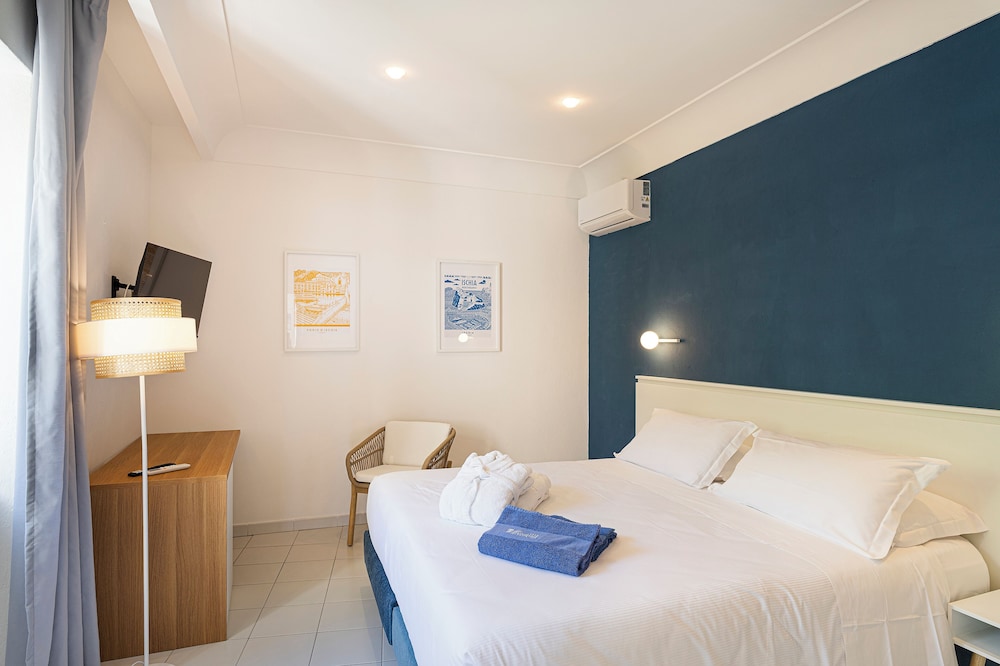 Hotel Oasi Castiglione 18/75