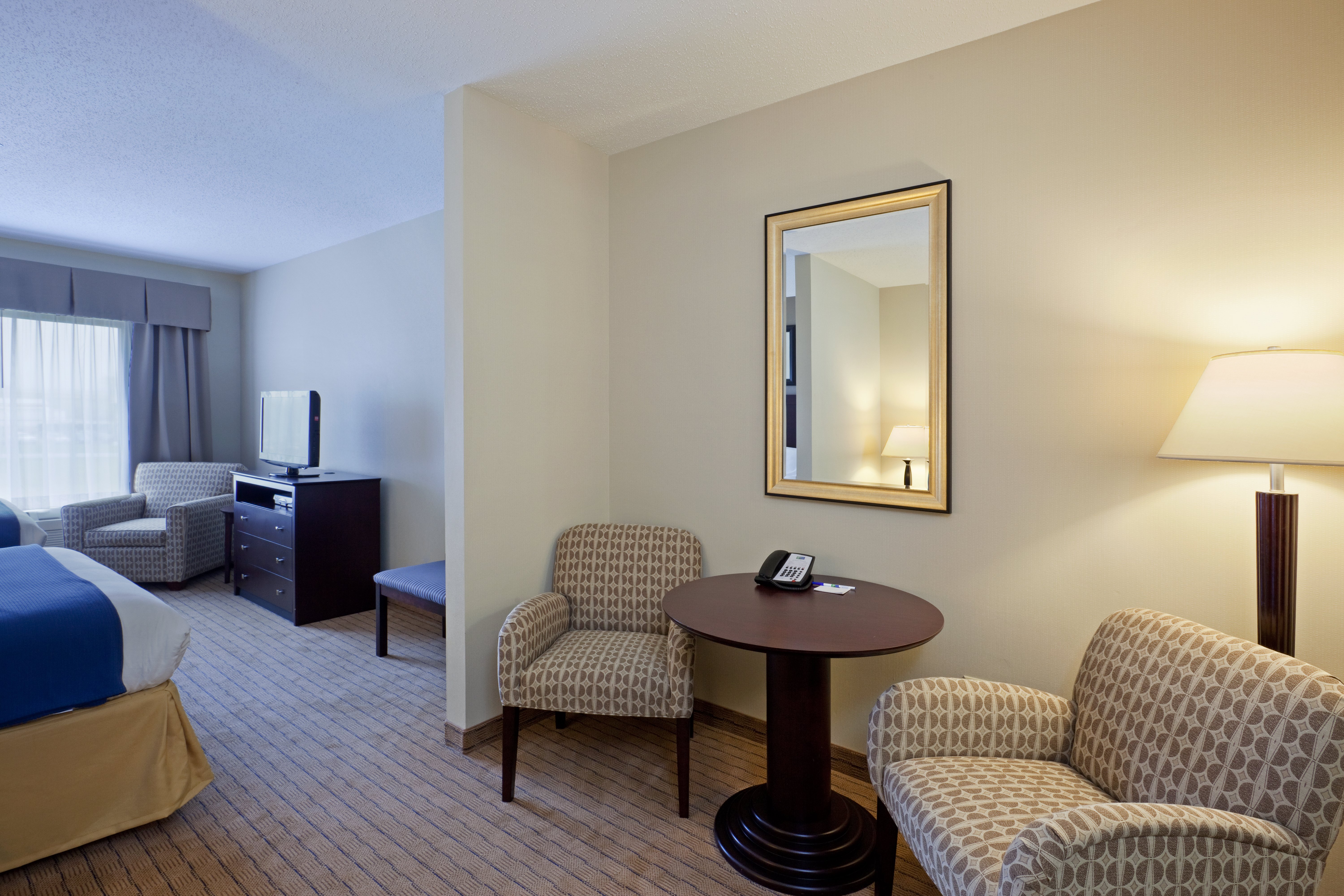 Holiday Inn Express Hotel Suites Malone 18/22