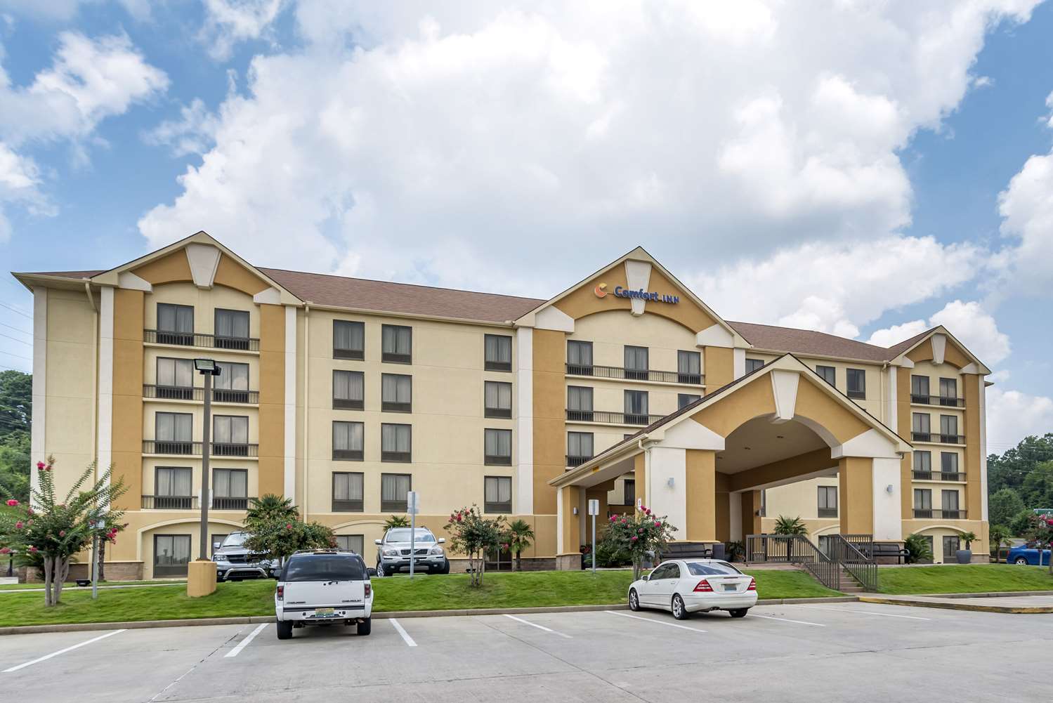 Comfort Inn Birmingham Homewood 24/27