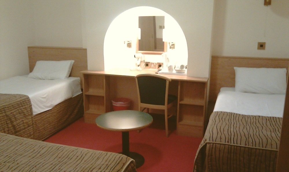 Crescent Hotel 23/41
