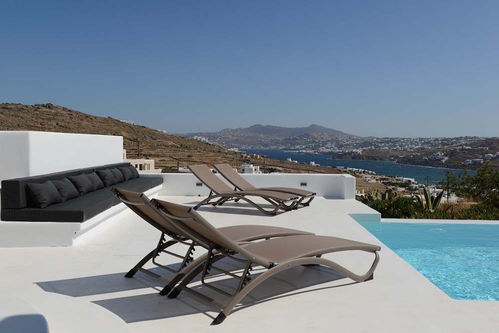 Villa Pearl 20/24