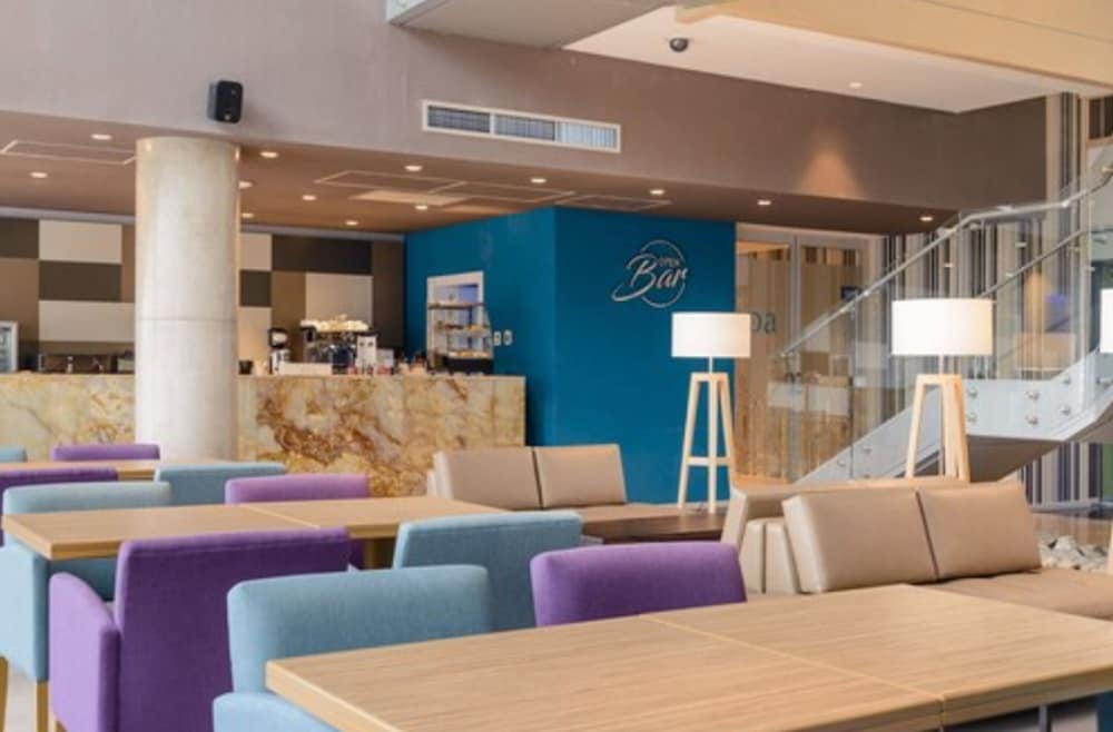 EPIC HOTEL VILLA DE MERLO 42/56