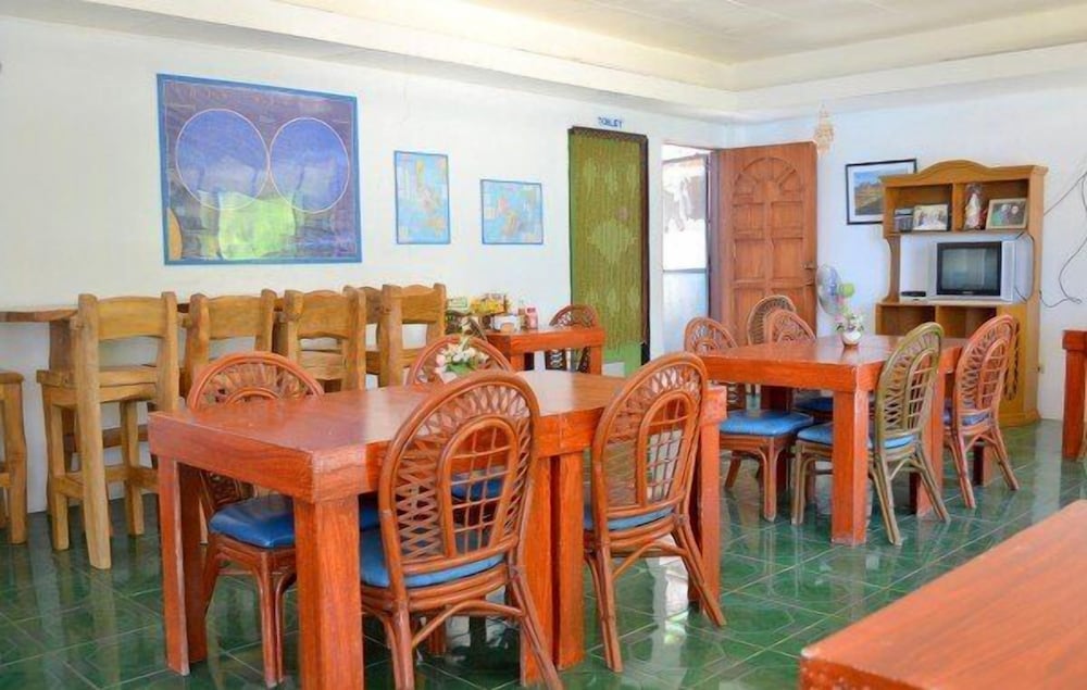 BLUE CORALS BEACH RESORT 45/66