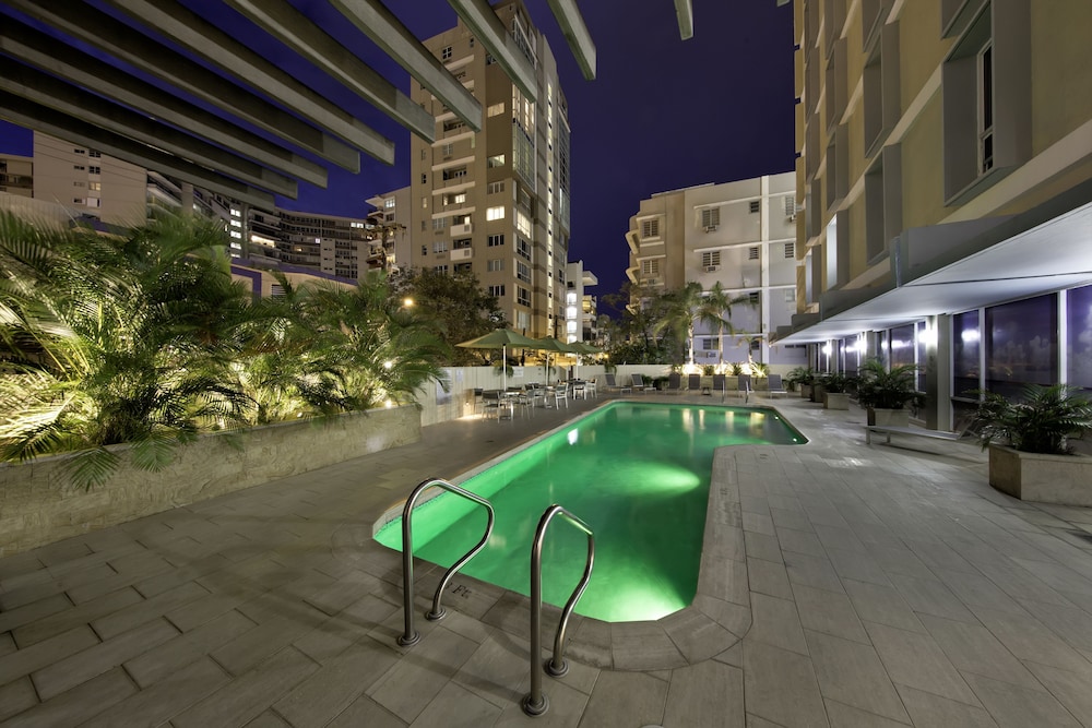 Courtyard San Juan Miramar 6/30