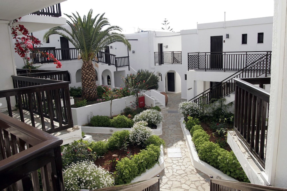 Hersonissos Maris 48/49