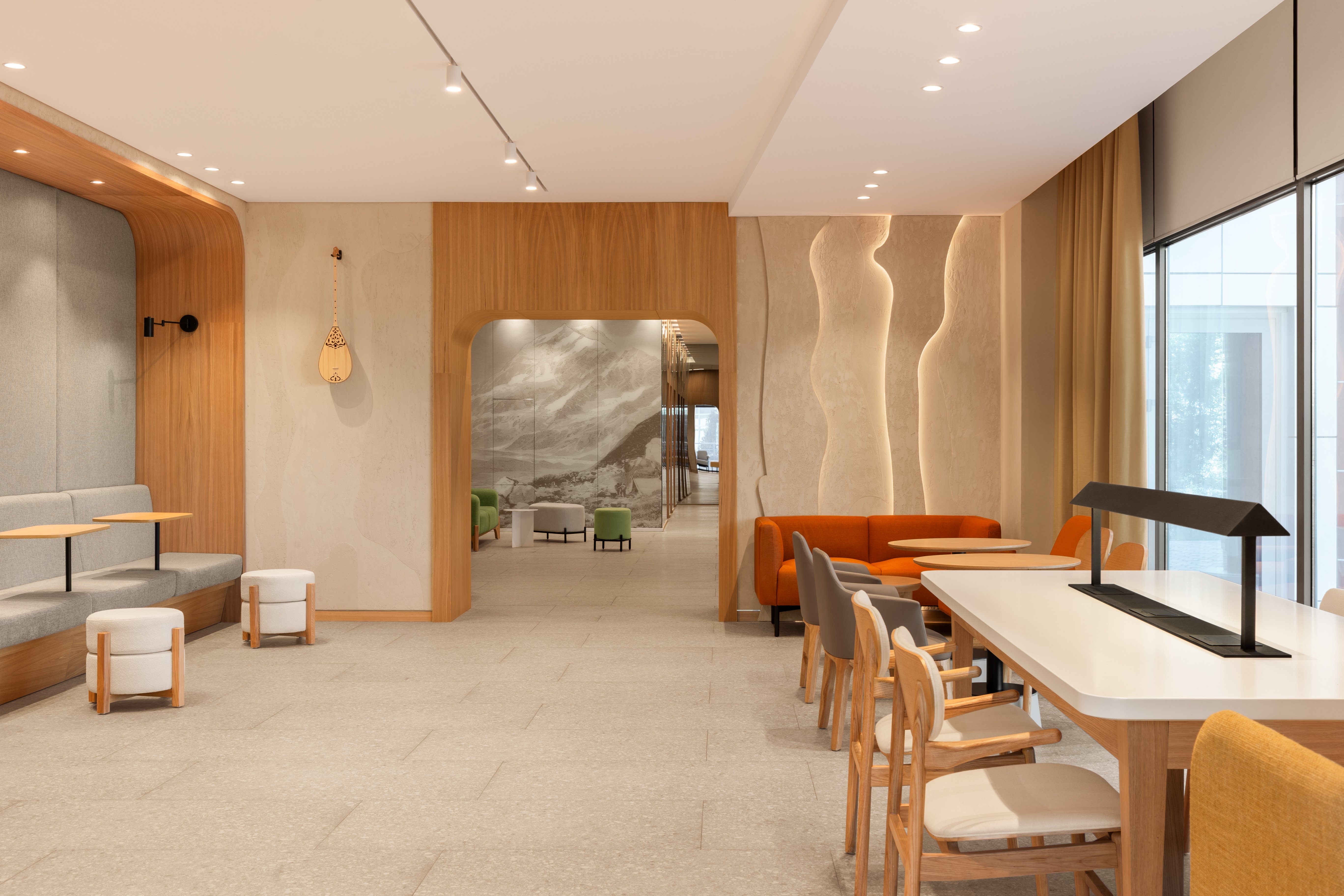 Holiday Inn Almaty 32/81