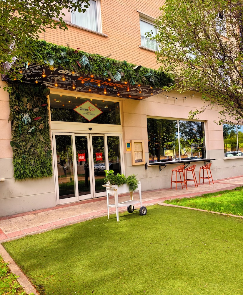 Ibis Madrid Getafe 6/84