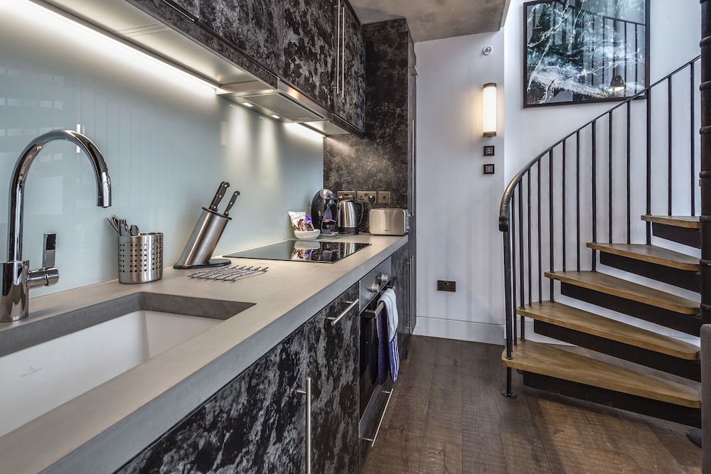 Soho Lofts by Aeria Apartments 27/40