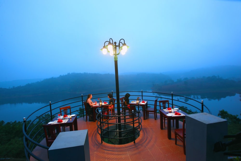 Arayal Resorts: A Unit of Sharoy Resort 29/49