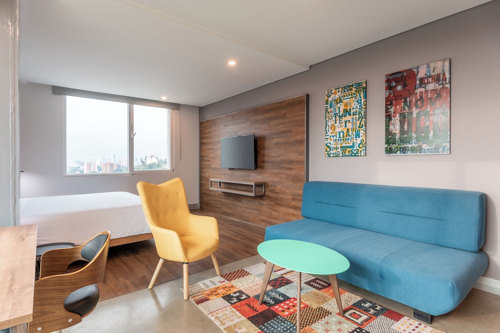 Hotel Spirito By Spiwak 30/40