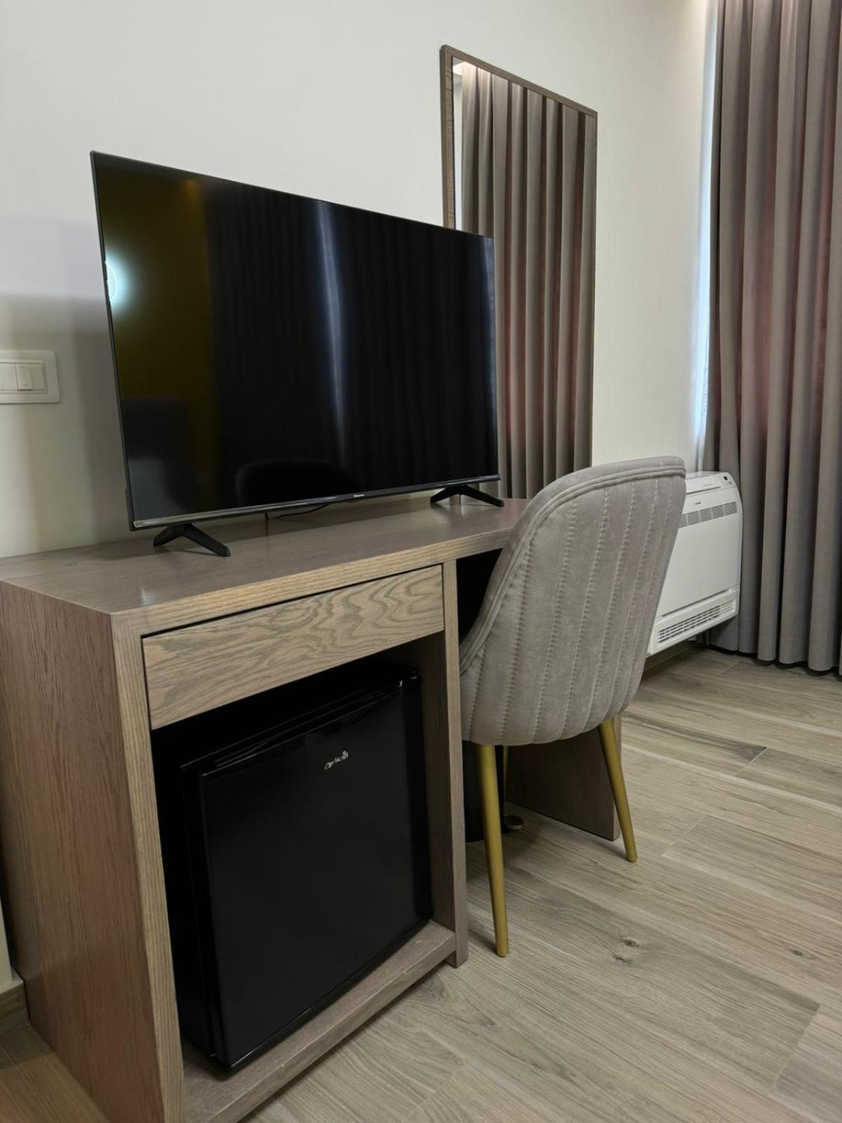 Olia Residence 27/29