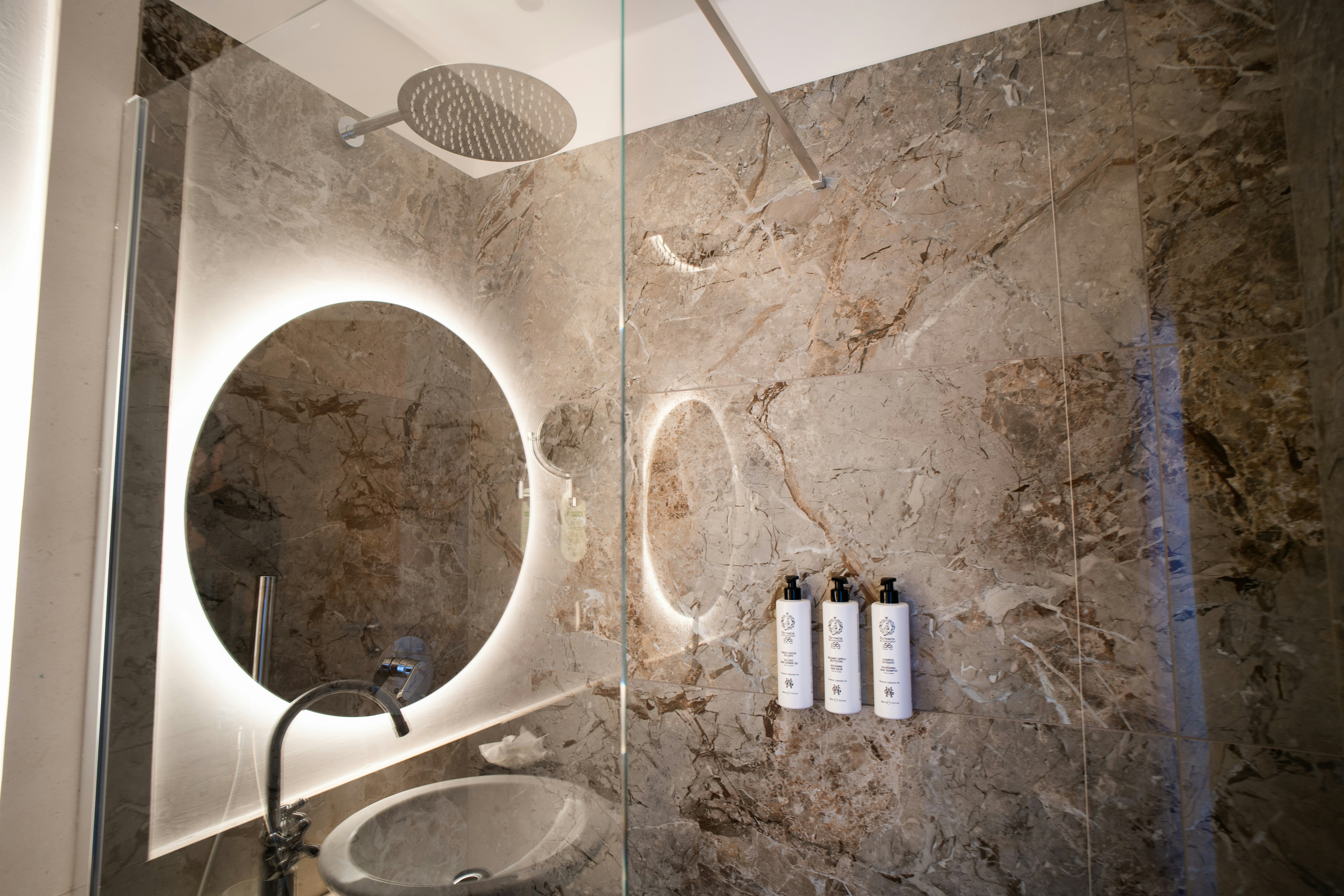 Superior, Partial Sea View, Grand Hotel Alassio Beach & SPA Resort 2/3