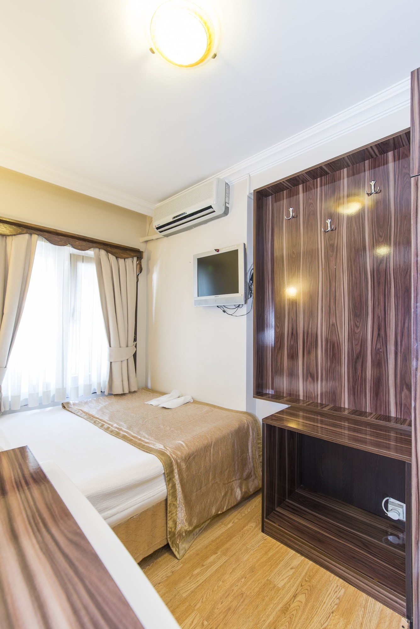 STANDARD, SINGLE, DOUBLE BED