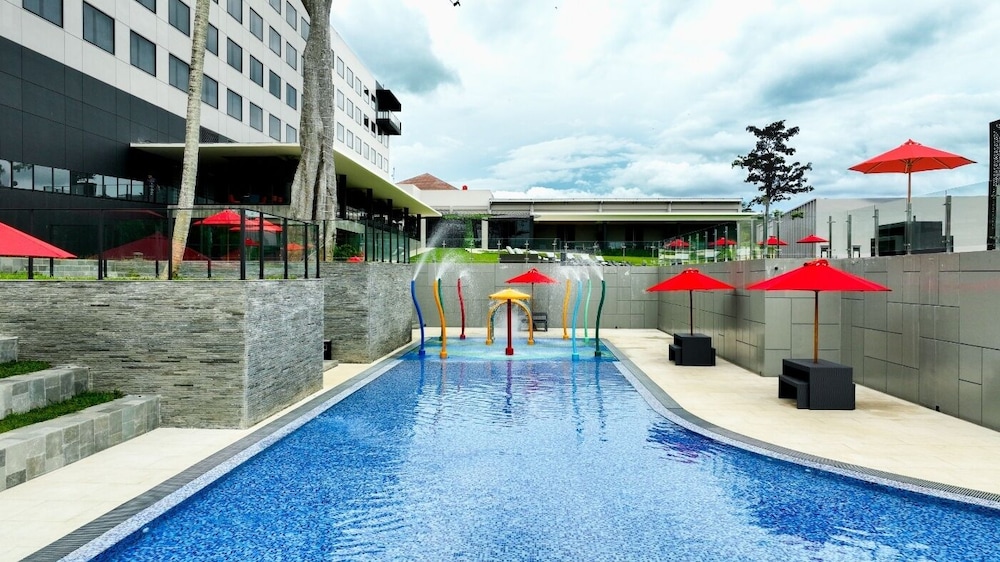 Aston Serang Hotel and Convention Center 16/24