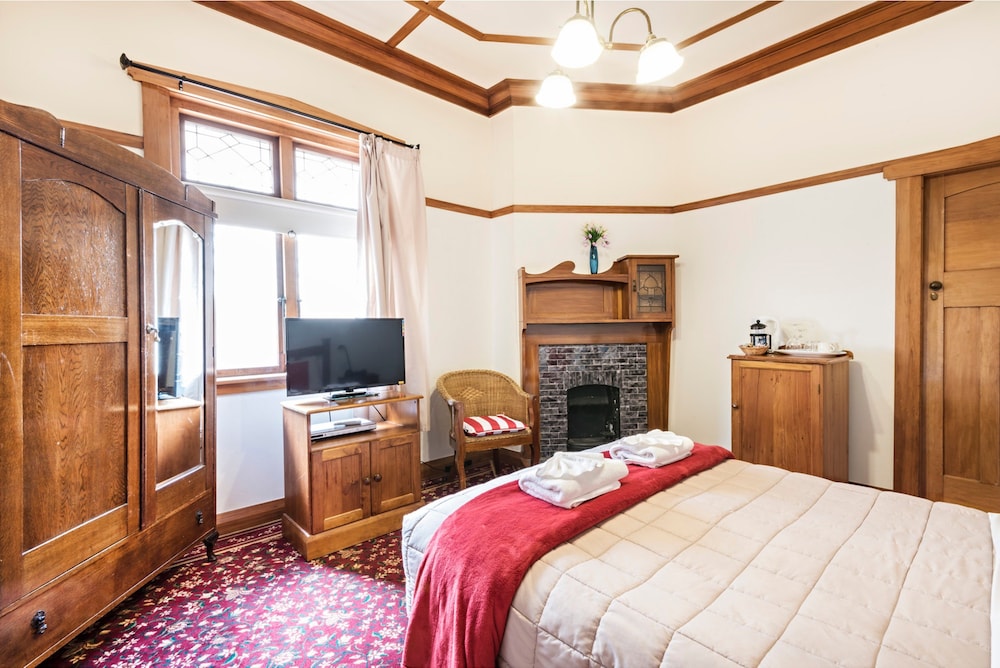 Spa, Queen Bed