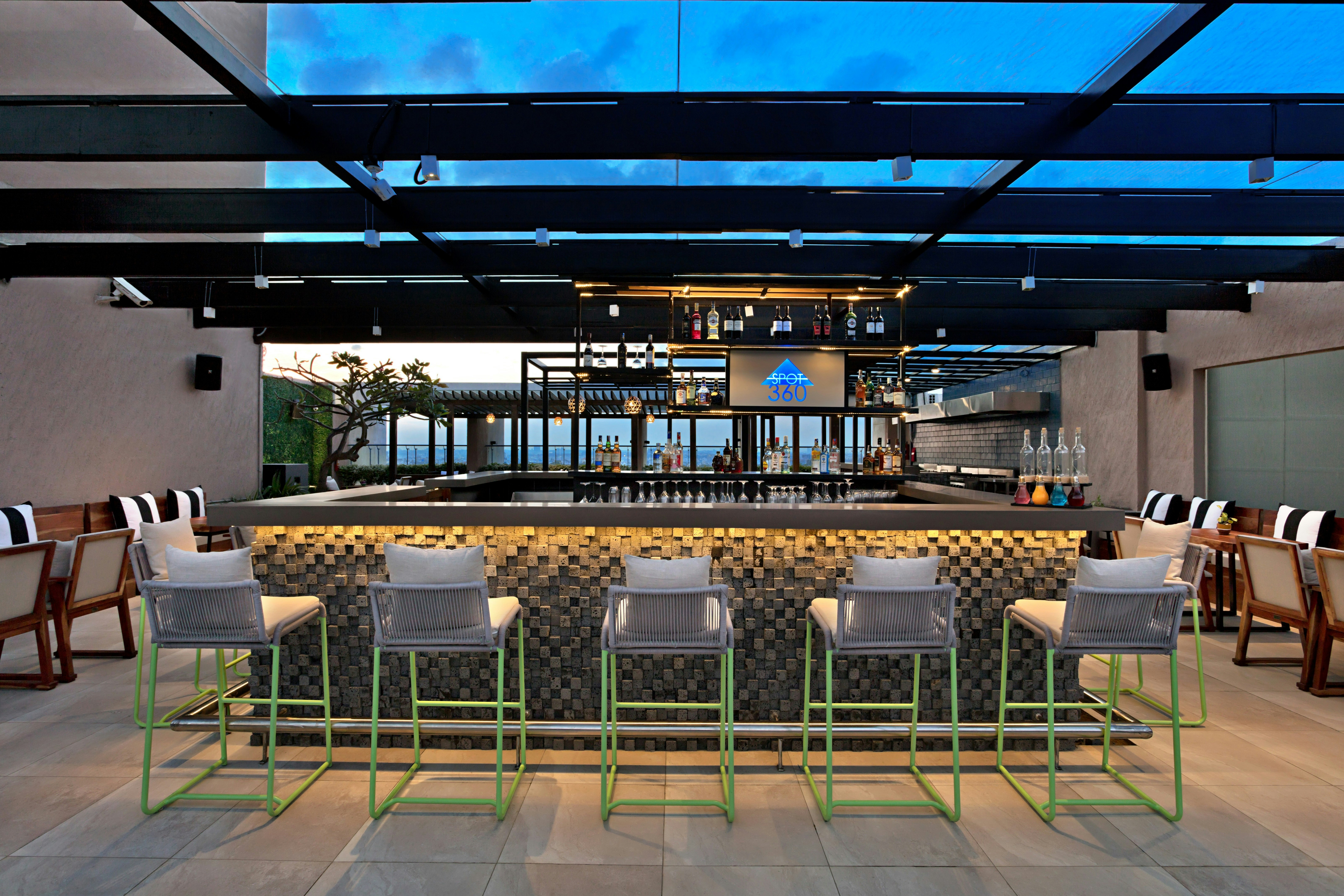 DoubleTree Suites by Hilton Bengaluru Outer Ring Road 40/51