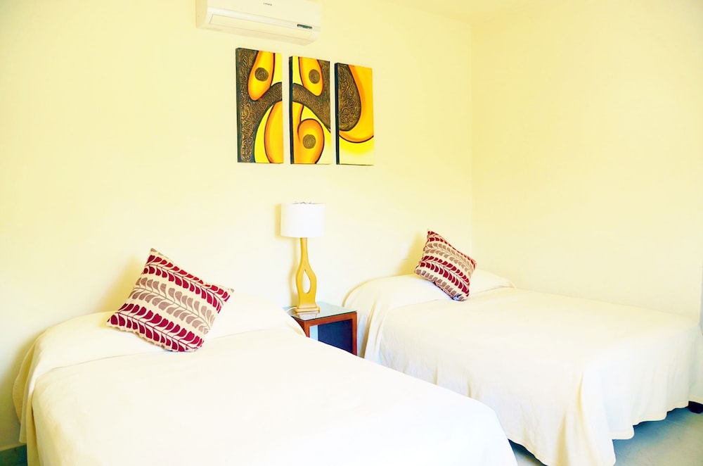 HOTEL ARRECIFES SUITES 19/67