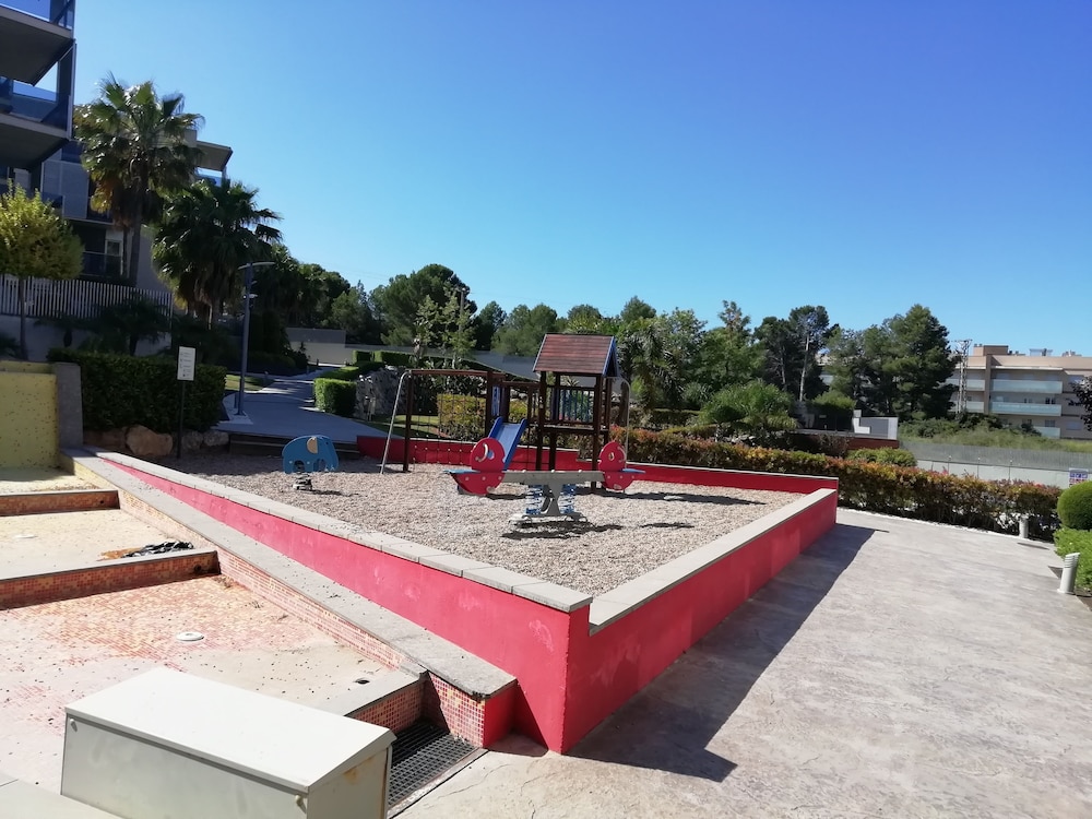 Rentalmar Families Paradise Village 27/43